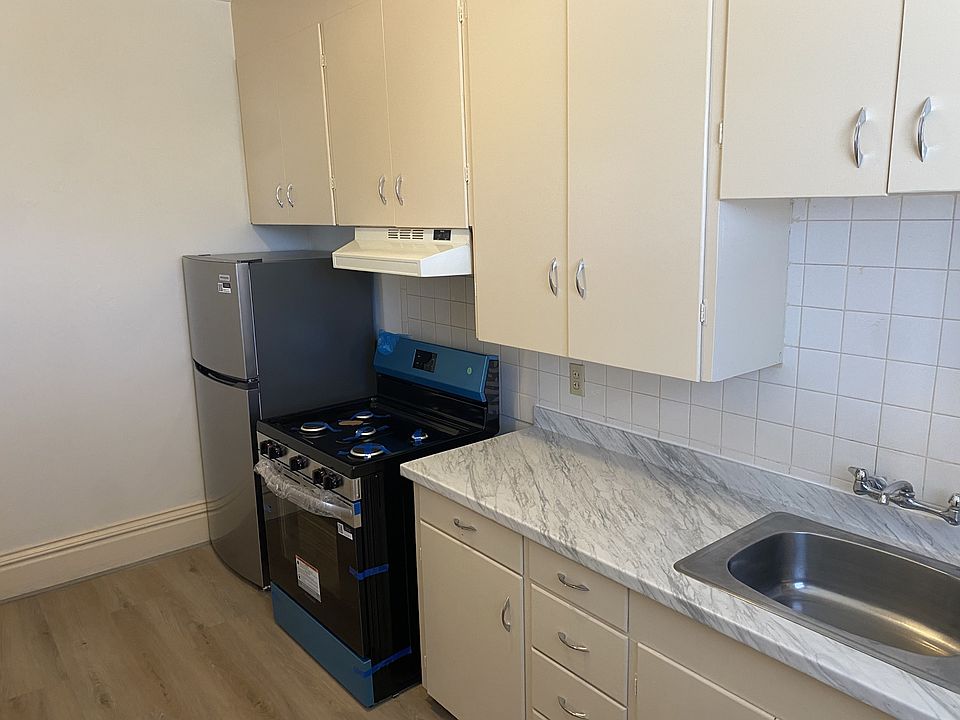 1st image of 311 N Broadway St #11453740