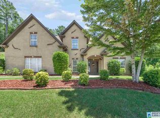 100 Red Bay Dr, Alabaster, AL 35114