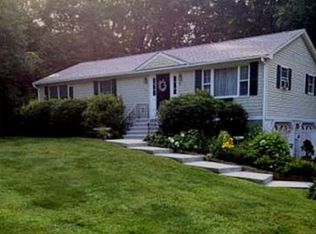 9 Valentine Rd, Northborough, MA 01532