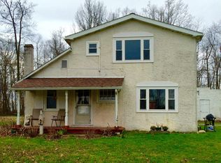 1036 Twin County Rd, Honey Brook, PA 19344