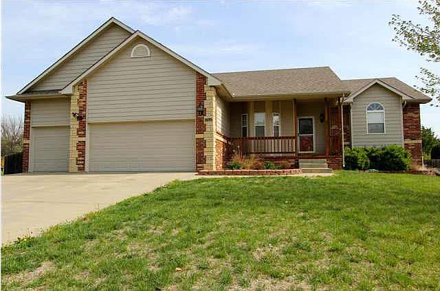 1st image of 1744 Lakeland Dr