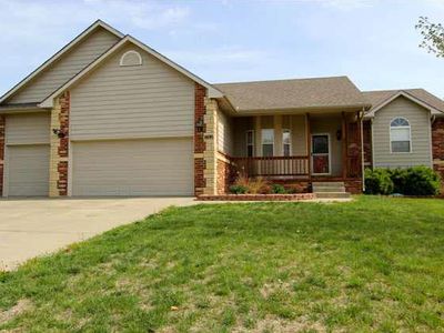 1744 Lakeland Dr, El Dorado, KS, 67042