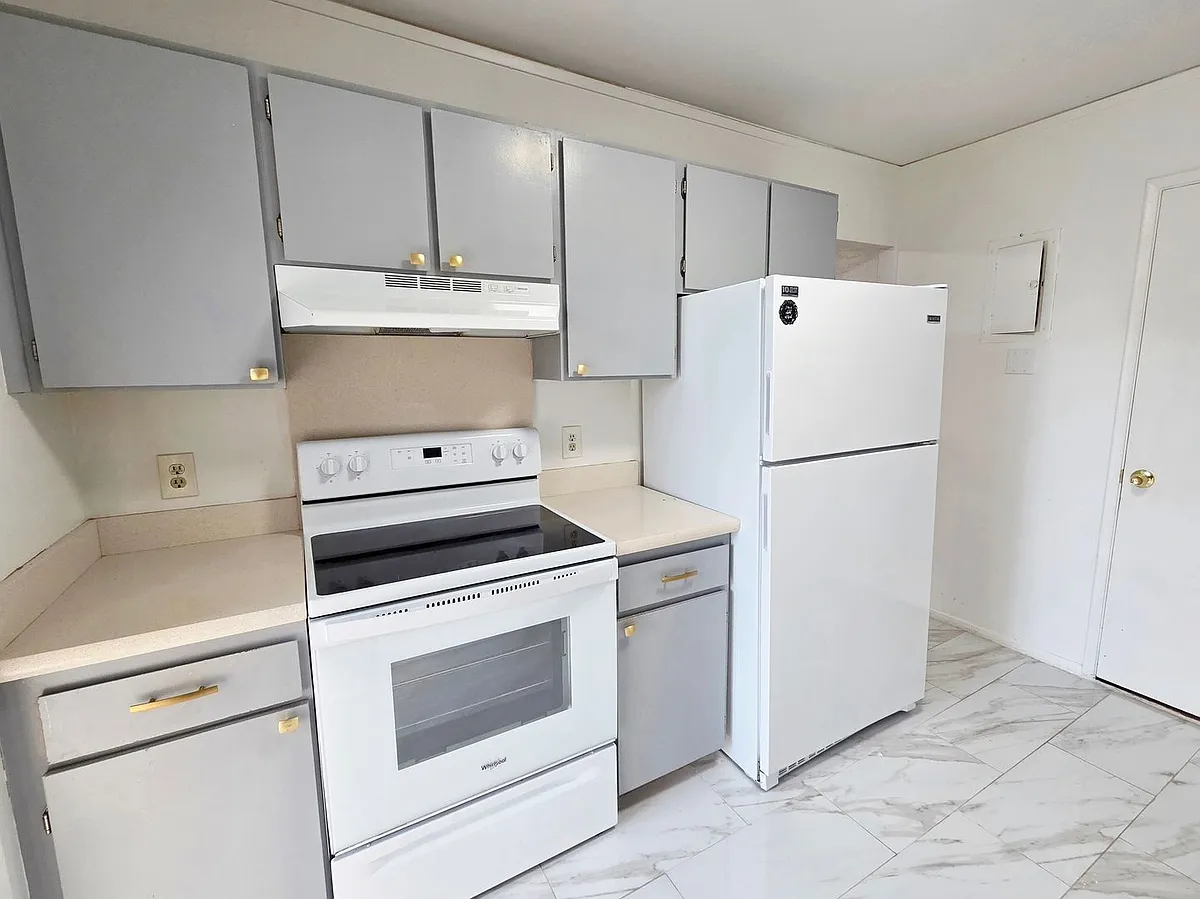 Building Photo - 98-945 Kaonohi St #114