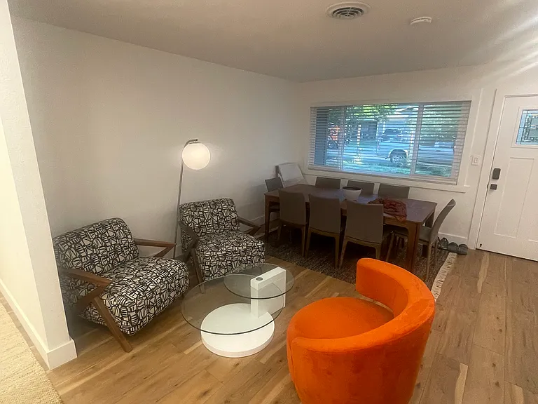 Living Area I
