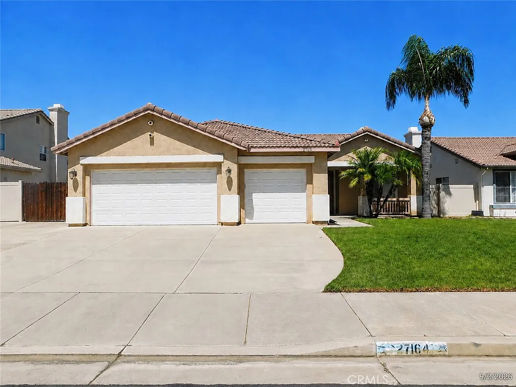 4 bed, 2053 sqft, $2,900 — Photo 1