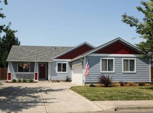 39 Village Dr, Creswell, OR 97426