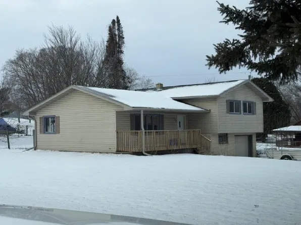 130 Lulu Avenue W, Almena, WI 54805