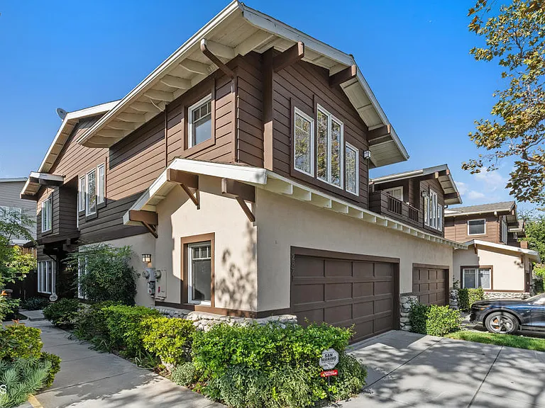 2871 Ashley Dr — Photo 1