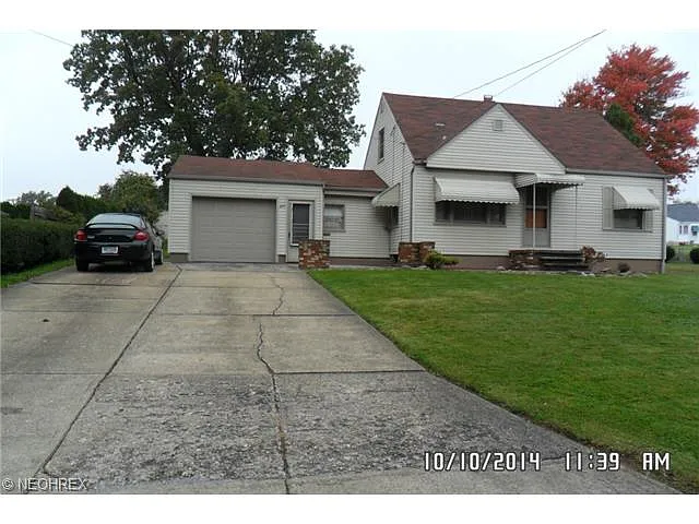 605 Audrey Ln photo 1