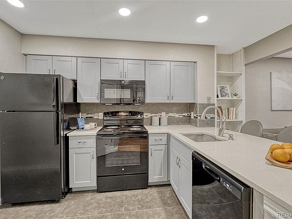 3rd image of 4872 E Kentucky Avenue #D