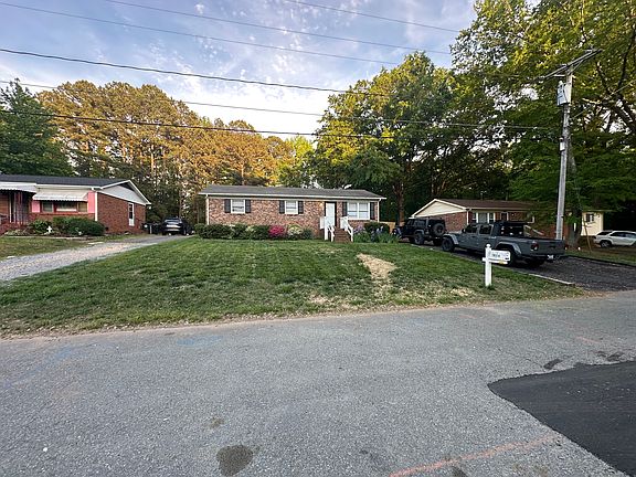 2nd image of 19314 Smithville Ln