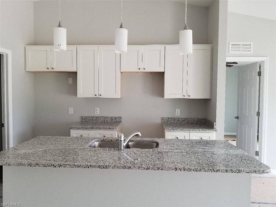 2nd image of 2139 NW 17th Ave