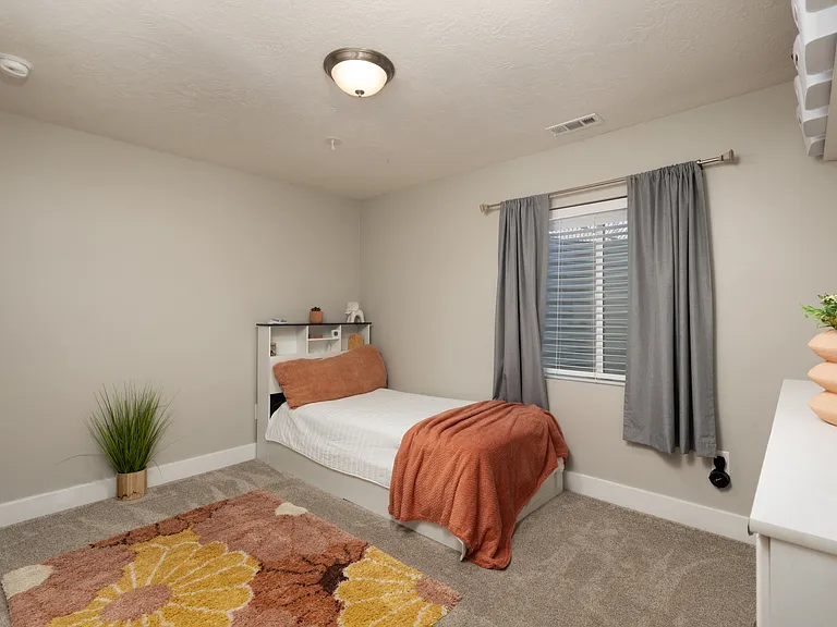 183 E Lake View Dr — Photo 29