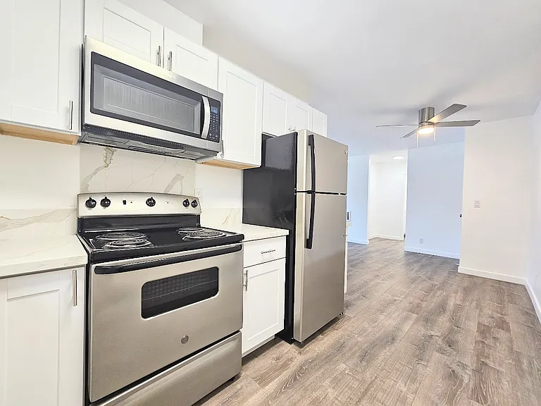 1747 Chalcedony St #1 — Photo 15
