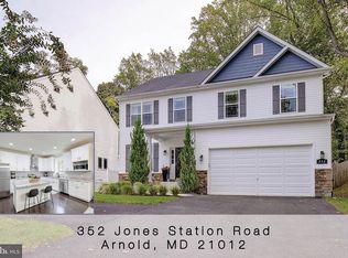 352 Jones Station Rd, Arnold, MD 21012