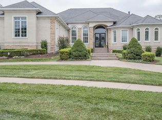 2122 Highland Springs Pl, Louisville, KY 40245