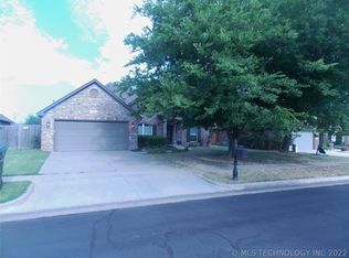 10306 N 115th East Ave, Owasso, OK 74055