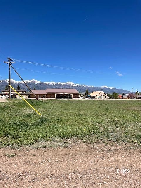 2nd image of 419 S 6th St
