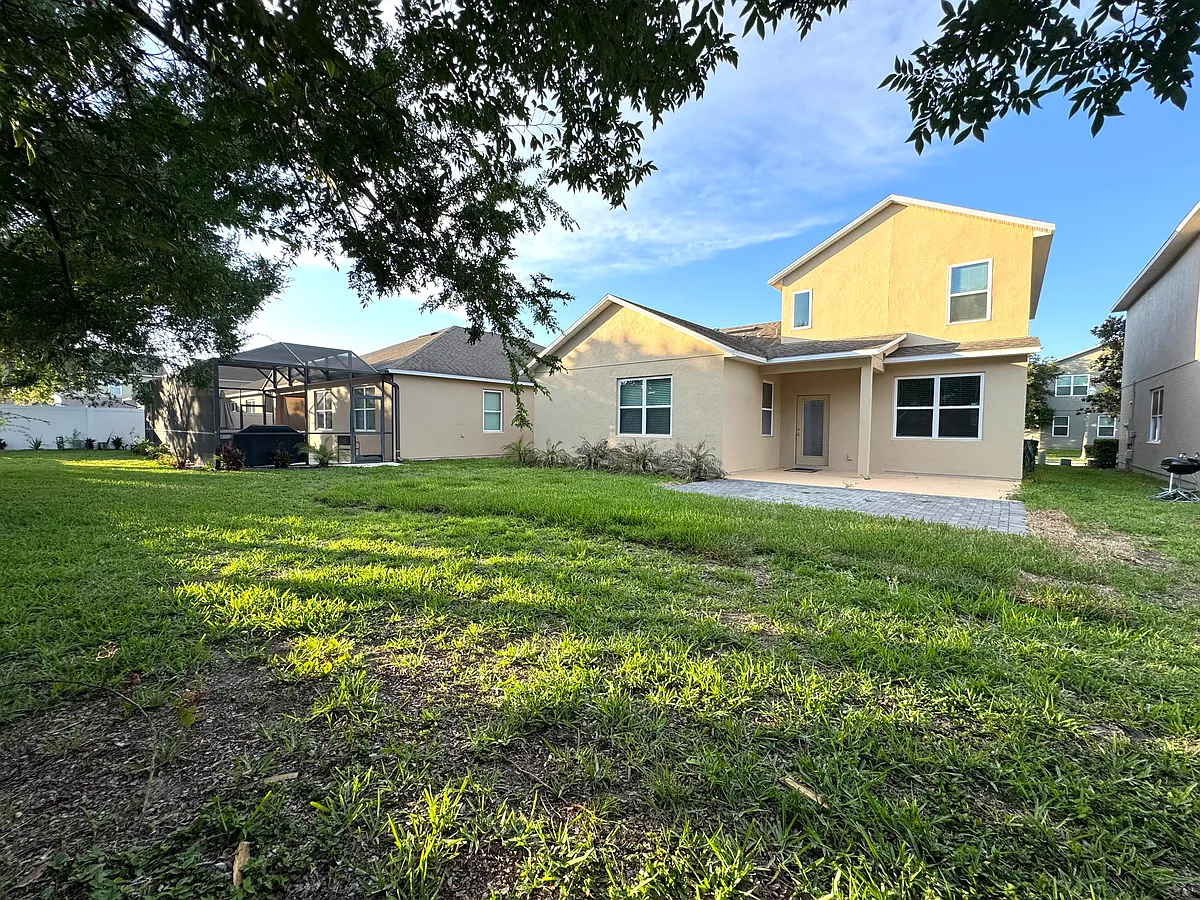 Building Photo - 12784 Garridan Ave