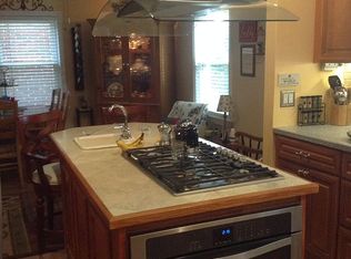 421 10th Ave, Huntington, WV 25701