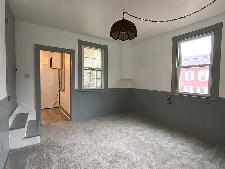 31 New Haven St — Photo 5