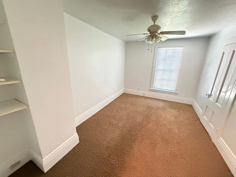 11221 E Eight Mile Rd — Photo 17