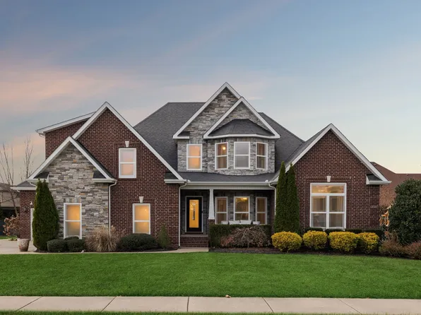 2727 Battleground Dr, Murfreesboro, TN 37129