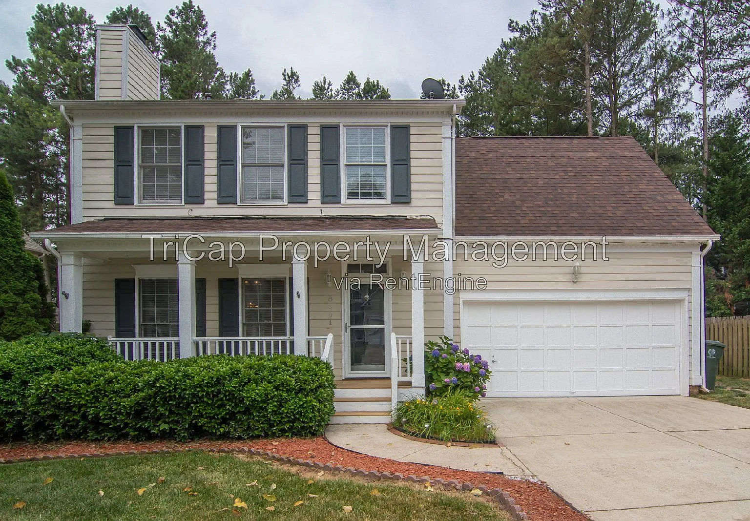 4 bed, 2.5 bath, 1700 sqft, $2,300 — Photo 2