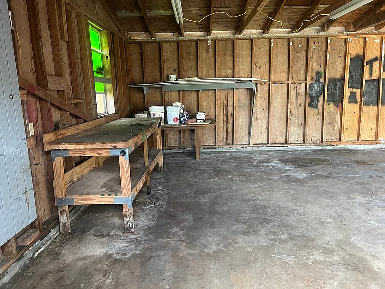 702 Lilac St — Photo 16