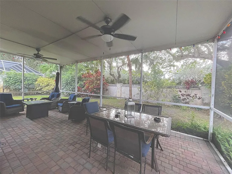 5263 SW 34th Way — Photo 16
