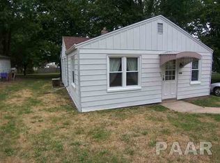 217 S Highland St, Creve Coeur, IL