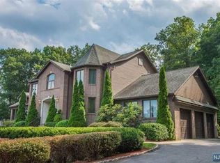 67 Tintle Rd, Kinnelon, NJ 07405