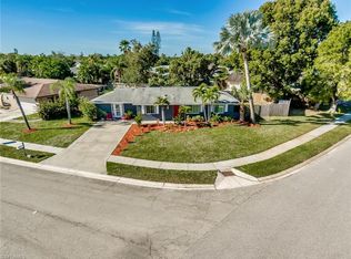 6400 Adelphi Cir, Fort Myers, FL 33919