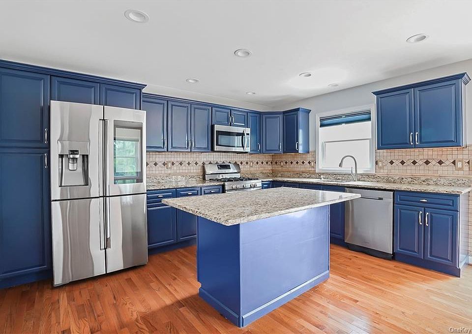 1st image of 268 Woodland Ave #1