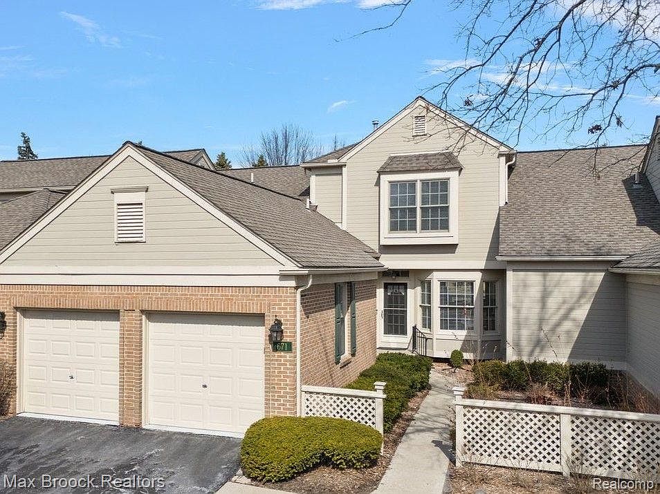 1st image of 671 Brockmoor Ln