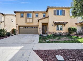 16765 Buttonwood Ln, Fontana, CA 92336