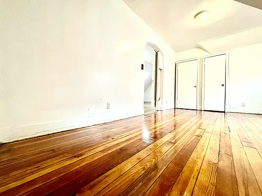 Rented by Pear NYC LLC | media 25