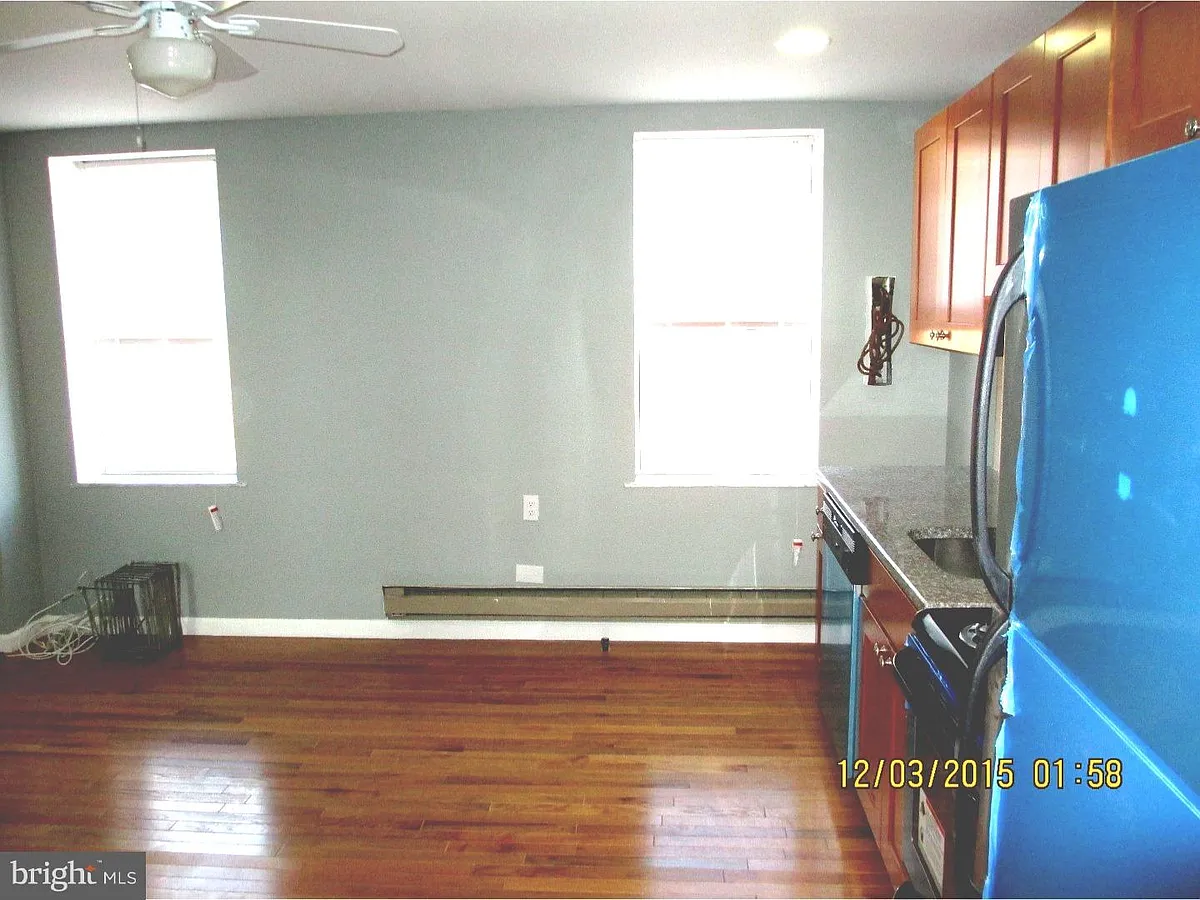 Building Photo - 2124 S 15th St #3
