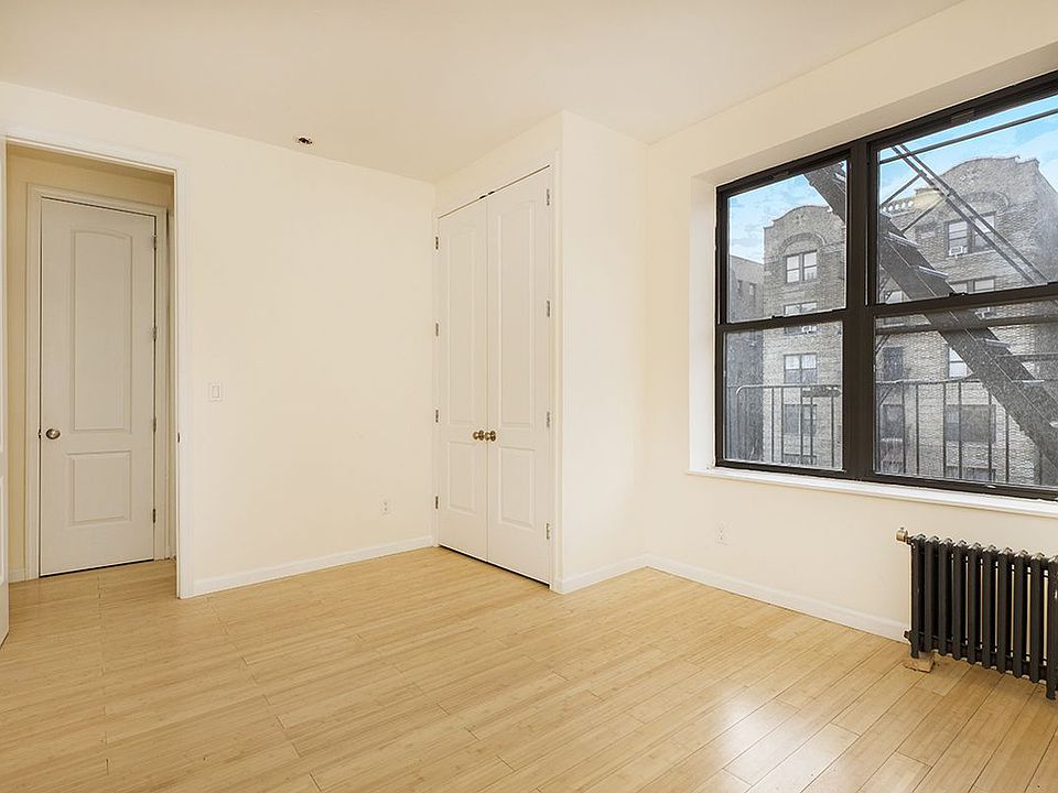 2nd image of 66 Saint Nicholas Pl APT B7