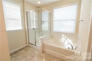 10517 Donahue Dr — Photo 18