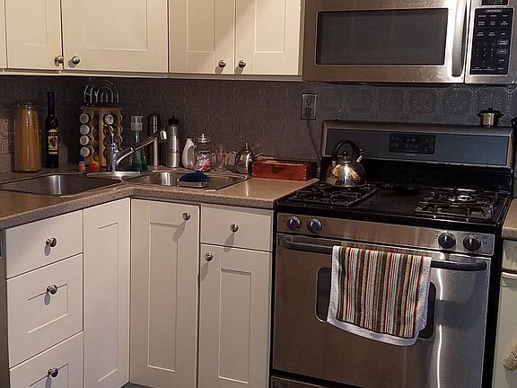 5th image of 838 N Newkirk St APT G2