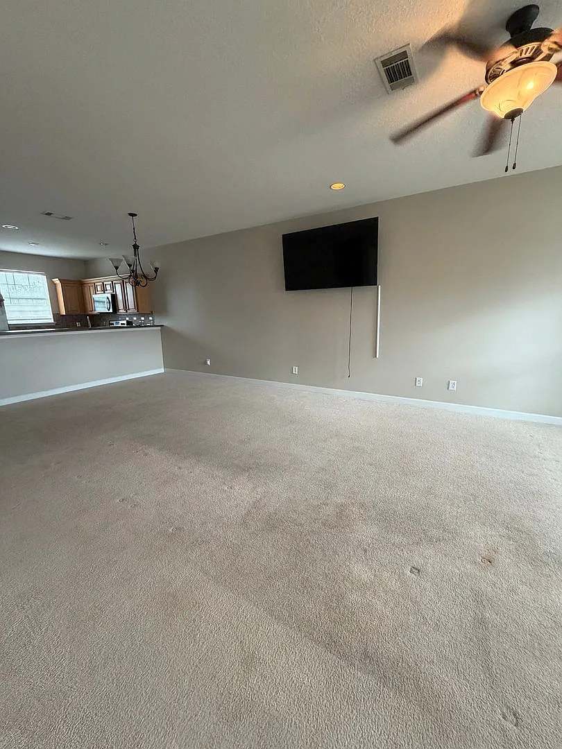 3 bed, 1742 sqft, $2,000 — Photo 3