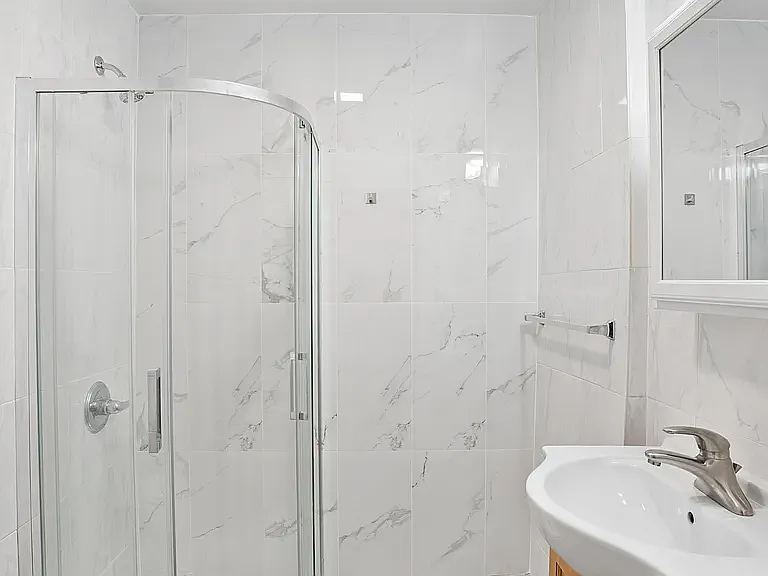 2423 23rd St #1 — Photo 5