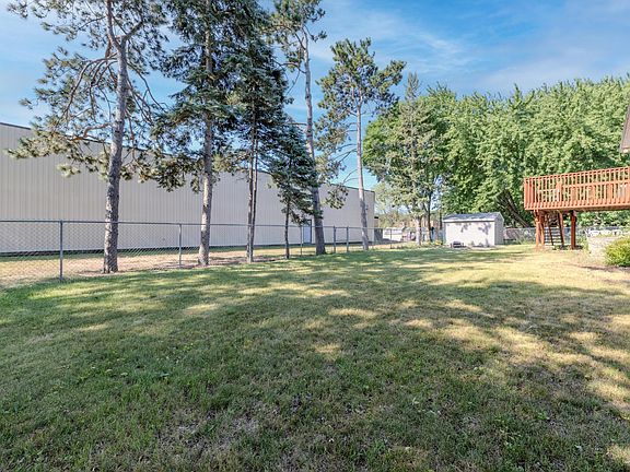 5th image of 705 3rd Ave N