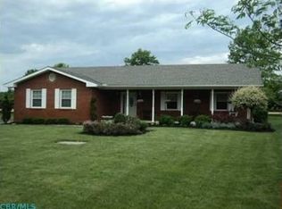 4917 Chancellor Dr, Grove City, OH 43123