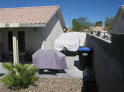 3rd image of 4639 Wild Oak Way