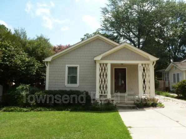 211 Ellington St, Fayetteville, NC 28305