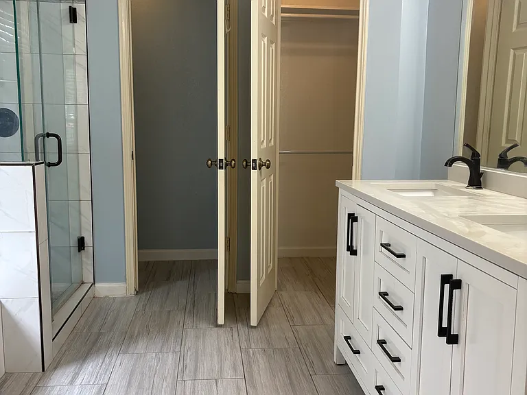 633 Raintree Cir — Photo 9