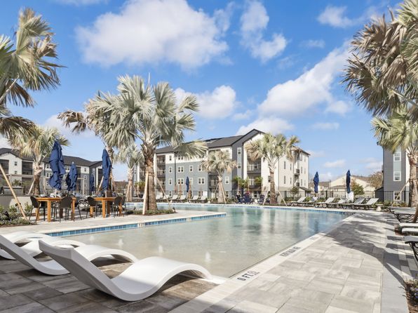 1000 Avida Village Cir #3-201
