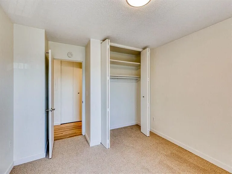 Irvington Apartments — Photo 5